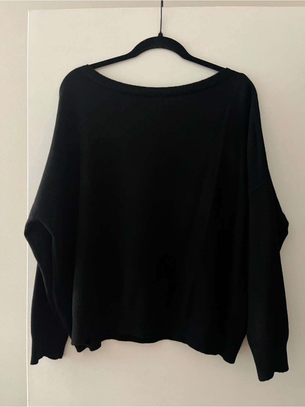 Off Shoulder Sweater - Picture 3 of 5